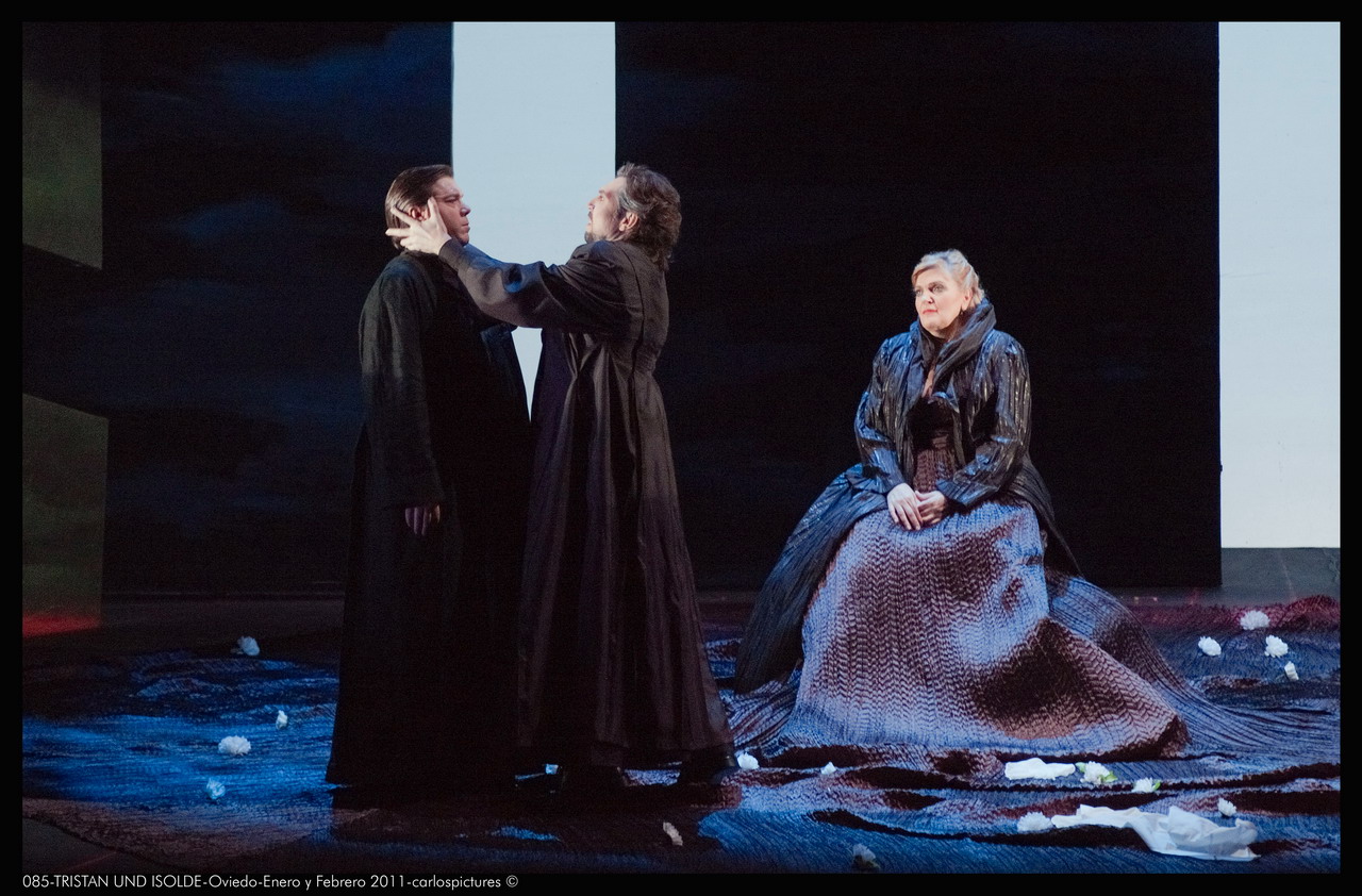 085-TRISTAN UND ISOLDE-Oviedo-Enero y Febrero 2011