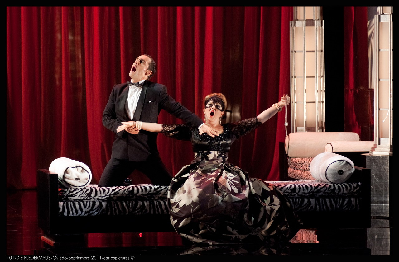 101-DIE FLEDERMAUS-Oviedo-Septiembre 2011