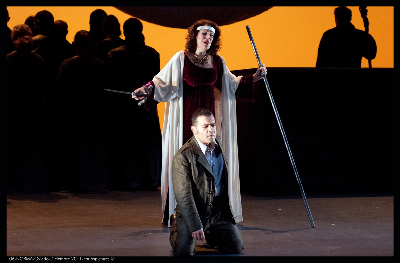 106-NORMA-Oviedo-Diciembre 2011